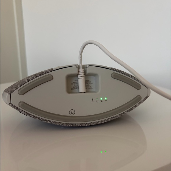 Hatch Restore - Sound Machine, Smart Light, Personal Sleep Routine, Bedside Read - Picture 5 of 6